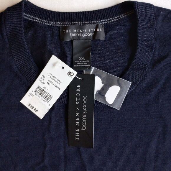 The Men's Store Bloomingdale's 100% Merino Wool Crewneck Sweater XXL NWT Navy - Picture 4 of 4